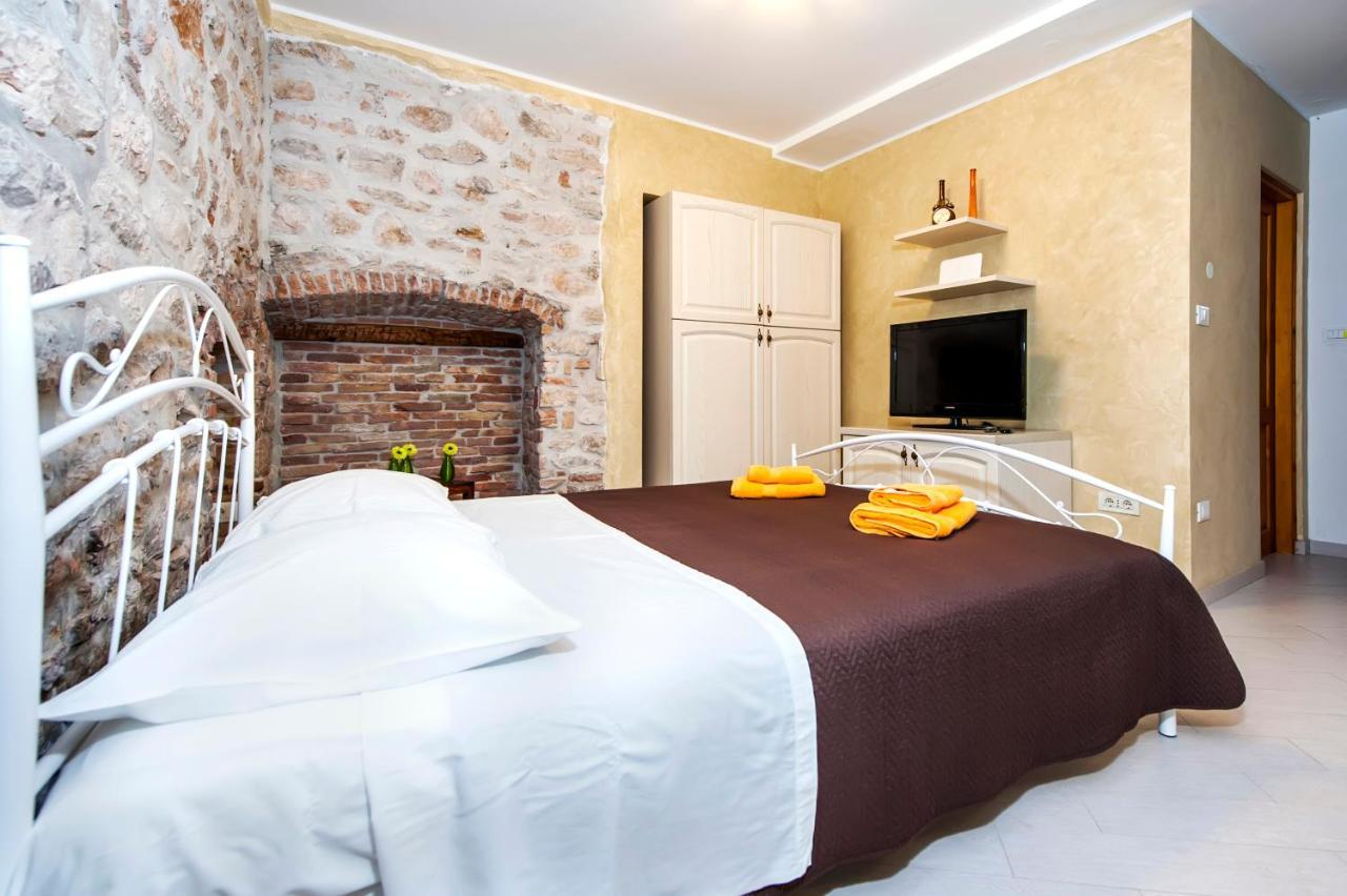 Deamicis Of Downtown Apartment Rovinj