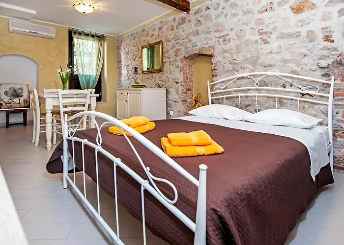 Studio Deamicis Of Downtown Rovinj